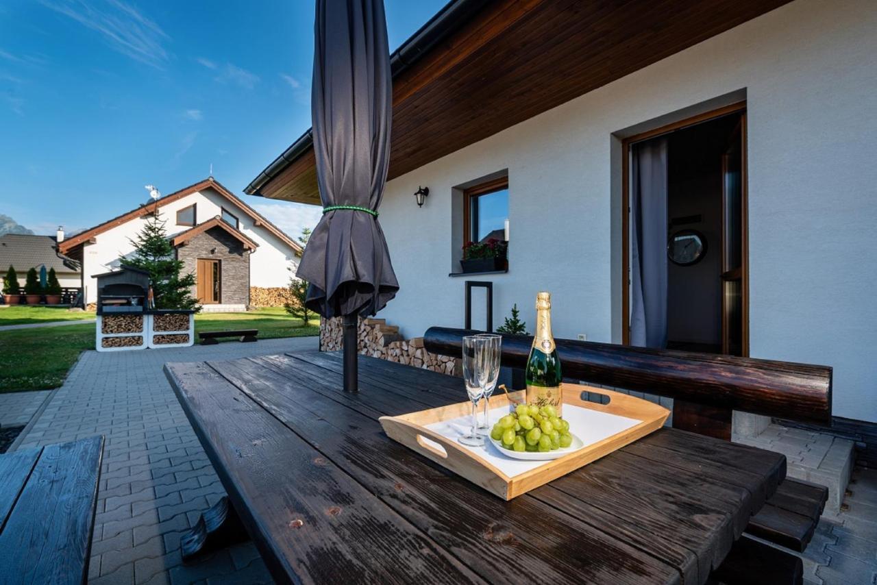 Villa Jasen Stara Lesna Exterior photo